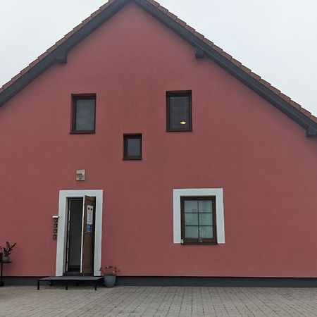Penzion Janousek Motorsport Cesky Krumlov Prisecna Экстерьер фото